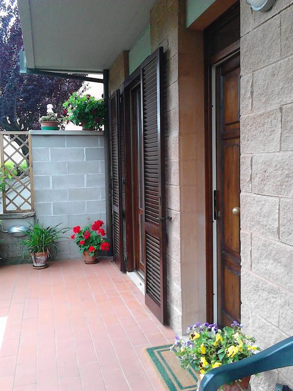 Bed And Breakfast Catherina Ponsacco Buitenkant foto