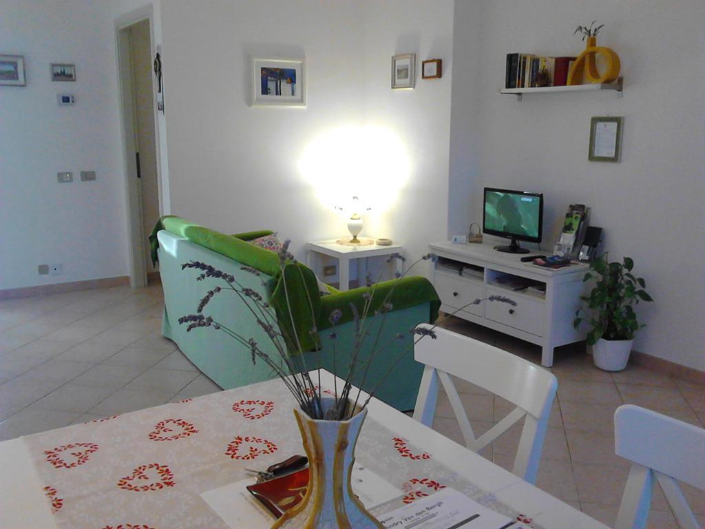Bed And Breakfast Catherina Ponsacco Buitenkant foto